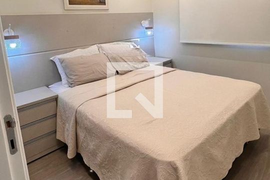 Apartamento à venda com 3 quartos, 63m² em Jardim Utinga, Santo André