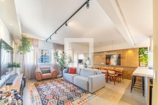 Sala de apartamento à venda com 3 quartos, 121m² em Petrópolis, Porto Alegre