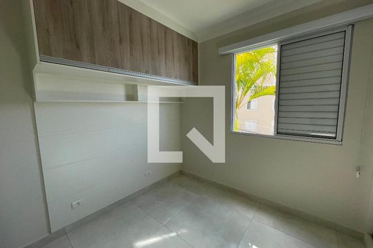 Quarto 1 de apartamento para alugar com 2 quartos, 55m² em Parque Frondoso, Cotia