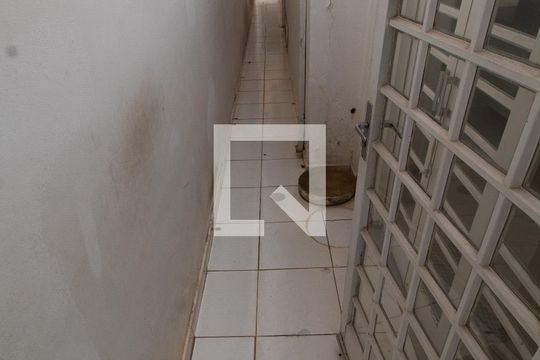 Área Externa de casa à venda com 3 quartos, 160m² em Vila Angelino Rossi, Campinas