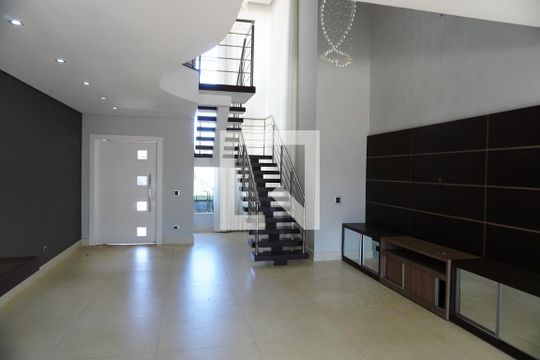 Sala de casa de condomínio para alugar com 4 quartos, 330m² em Riviera Tamborlim, Americana
