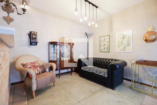 Espaço gourmet de casa para alugar com 4 quartos, 360m² em Vila Pauliceia, São Paulo