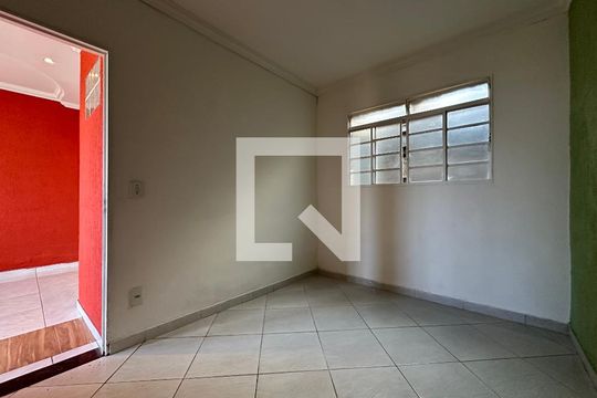 Casa à venda com 2 quartos, 50m² em São Francisco, Belo Horizonte
