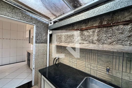 Casa à venda com 2 quartos, 50m² em São Francisco, Belo Horizonte
