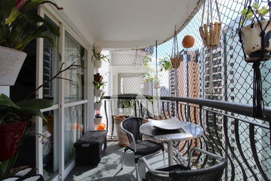Varanda de apartamento à venda com 3 quartos, 108m² em Indianópolis, São Paulo