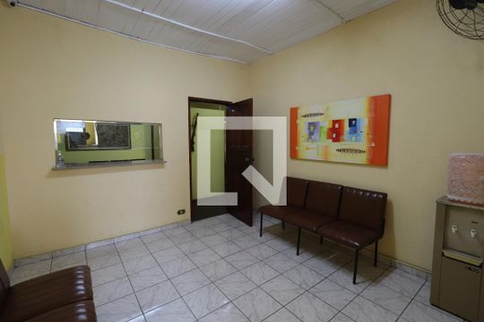 Entrada de casa à venda com 7 quartos, 450m² em Vila Matilde, São Paulo