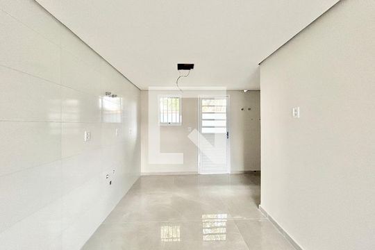 Cozinha de casa à venda com 2 quartos, 67m² em São Jorge, Novo Hamburgo