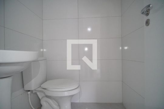 Lavabo de casa à venda com 2 quartos, 67m² em São Jorge, Novo Hamburgo