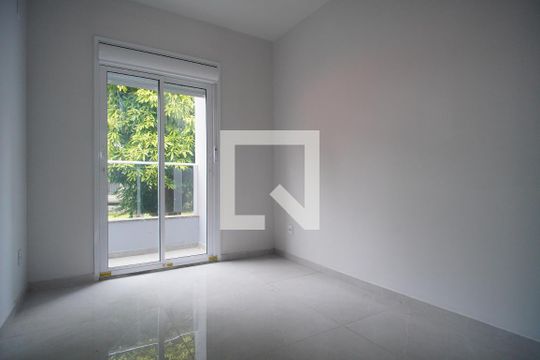 Quarto 1 de casa de condomínio à venda com 2 quartos, 67m² em São Jorge, Novo Hamburgo