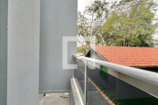 Sacada Quarto 1 de casa à venda com 2 quartos, 67m² em São Jorge, Novo Hamburgo