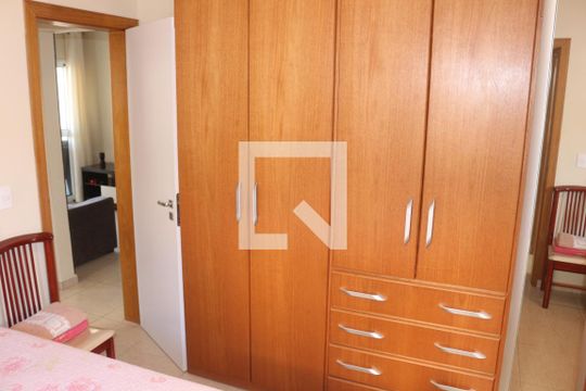 Quarto de apartamento à venda com 2 quartos, 81m² em Oswaldo Cruz, São Caetano do Sul