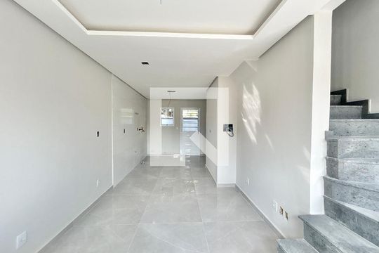 Sala de casa à venda com 2 quartos, 67m² em São Jorge, Novo Hamburgo