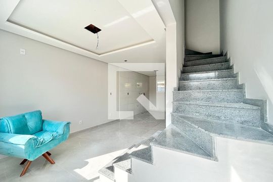 Sala de casa à venda com 2 quartos, 67m² em São Jorge, Novo Hamburgo