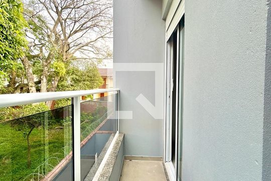 Sacada - Quarto 1 de casa à venda com 2 quartos, 67m² em São Jorge, Novo Hamburgo