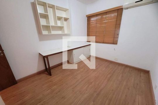 Apartamento à venda com 3 quartos, 140m² em Laranjeiras, Rio de Janeiro