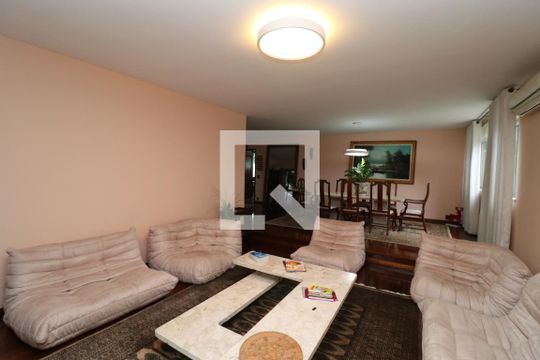 Sala 1 de casa à venda com 5 quartos, 356m² em Jardim Guanabara, Rio de Janeiro