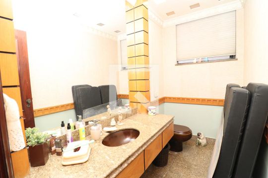 Lavabo da Sala 2 de casa à venda com 5 quartos, 356m² em Jardim Guanabara, Rio de Janeiro