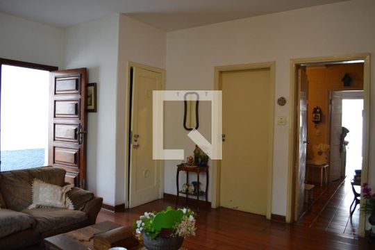Sala de casa à venda com 3 quartos, 140m² em Vila Cordeiro, São Paulo