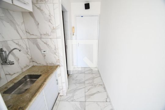 Cozinha de kitnet/studio para alugar com 1 quarto, 39m² em Centro, Campinas