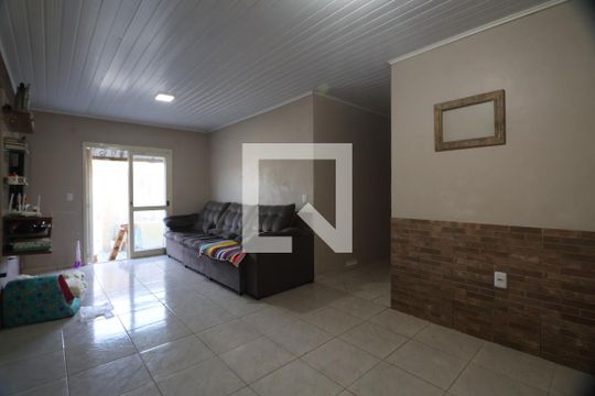 Sala de casa para alugar com 4 quartos, 130m² em Harmonia, Canoas