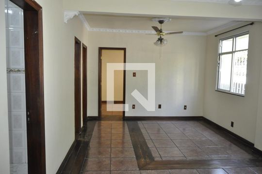 Sala de apartamento à venda com 2 quartos, 67m² em Del Castilho, Rio de Janeiro