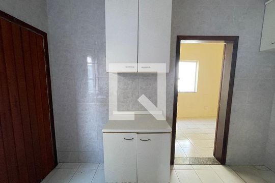Área de Serviço de casa de condomínio para alugar com 4 quartos, 326m² em Granja Vianna cotia, Cotia