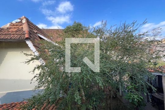 Vista da Suíte 2 de casa de condomínio para alugar com 4 quartos, 326m² em Granja Vianna cotia, Cotia
