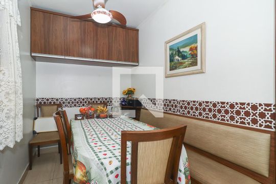 Cozinha de apartamento à venda com 2 quartos, 76m² em Mont’serrat, Porto Alegre