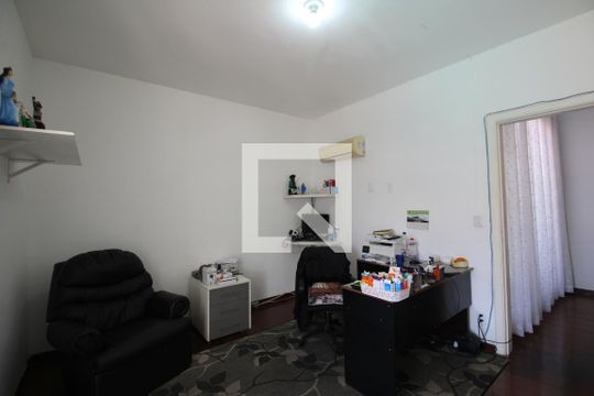 Quarto 1 de casa de condomínio para alugar com 3 quartos, 600m² em Taquara, Rio de Janeiro