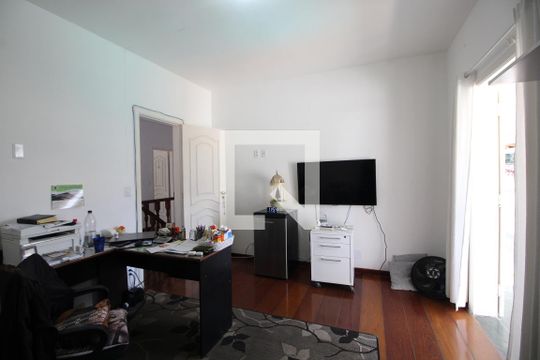 Quarto 1 de casa de condomínio para alugar com 3 quartos, 600m² em Taquara, Rio de Janeiro