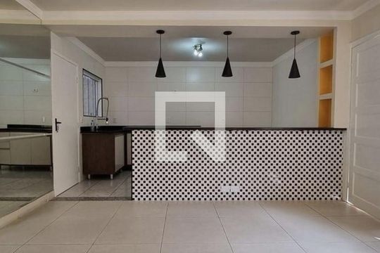 Sala de casa de condomínio à venda com 3 quartos, 90m² em Cursino, São Paulo