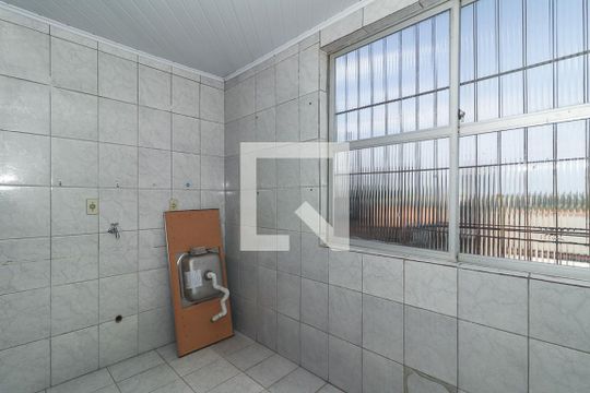 Cozinha de apartamento à venda com 2 quartos, 41m² em Rubem Berta, Porto Alegre