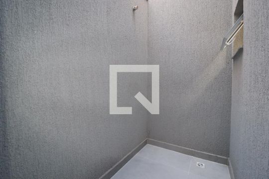 Varanda Quarto 2 suíte de casa à venda com 3 quartos, 140m² em Vila Camilópolis, Santo André