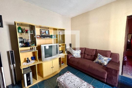 Sala 2 de casa à venda com 2 quartos, 110m² em Jardim Bertioga, Várzea Paulista