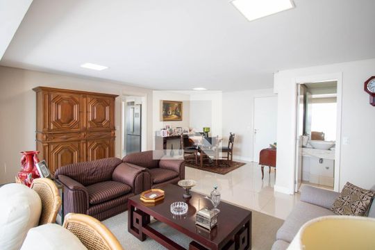 Sala de apartamento à venda com 2 quartos, 159m² em Santo Amaro, São Paulo