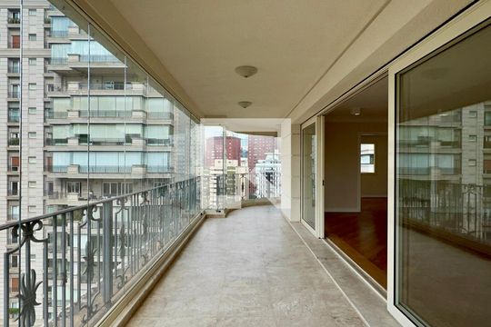 Varanda da Sala 1 de apartamento à venda com 3 quartos, 280m² em Jardim Paulistano, São Paulo