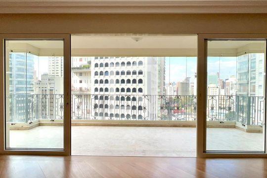 Varanda  de apartamento à venda com 3 quartos, 280m² em Jardim Paulistano, São Paulo