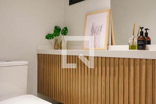 Lavabo de casa à venda com 3 quartos, 183m² em Santa Maria, Santo André