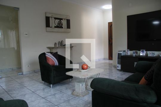 Sala de casa à venda com 5 quartos, 585m² em Vila Rosalia, Guarulhos