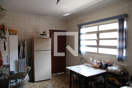 Edícula Sala de casa à venda com 5 quartos, 585m² em Vila Rosalia, Guarulhos