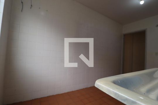 Área de Serviço de apartamento para alugar com 2 quartos, 64m² em Jardim Alzira Franco, Santo André