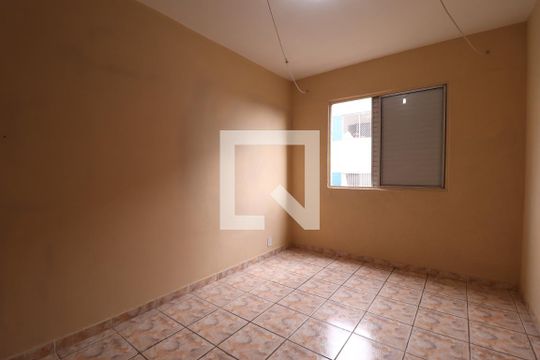 Quarto 2 de apartamento para alugar com 2 quartos, 64m² em Jardim Alzira Franco, Santo André