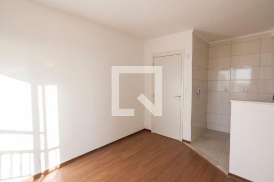 Sala de apartamento para alugar com 2 quartos, 55m² em Jardim Espanha, Uberlândia