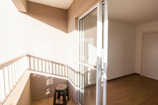 Varanda de apartamento para alugar com 2 quartos, 55m² em Jardim Espanha, Uberlândia