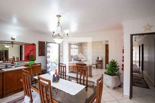 Sala de Jantar de casa à venda com 4 quartos, 282m² em Centro, Diadema