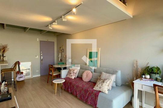 Sala de apartamento para alugar com 1 quarto, 60m² em Pinheiros, São Paulo