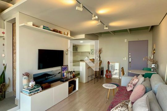 Sala de apartamento para alugar com 1 quarto, 60m² em Pinheiros, São Paulo