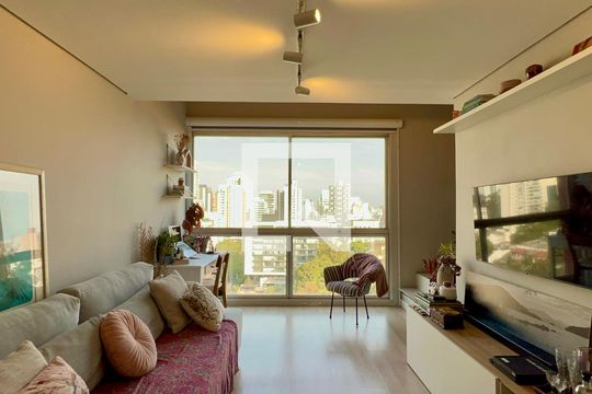 Sala de apartamento para alugar com 1 quarto, 60m² em Pinheiros, São Paulo