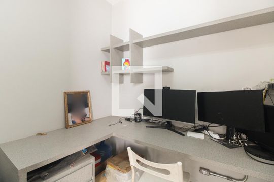 Escritório de casa à venda com 3 quartos, 340m² em Vila Matilde, São Paulo