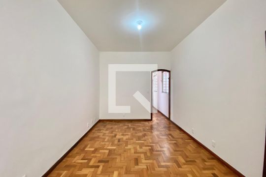 Sala de casa para alugar com 3 quartos, 150m² em Botafogo, Rio de Janeiro